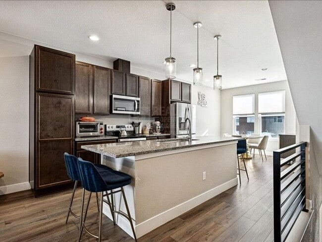 Photo - 3073 W Bates Ave