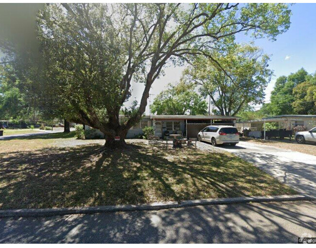 Orlando Home with Carports & Yard - 4720 Rockledge Rd Rental