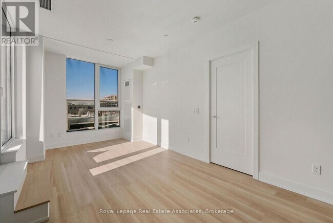 Photo - 25 Cordova Ave Unit 512