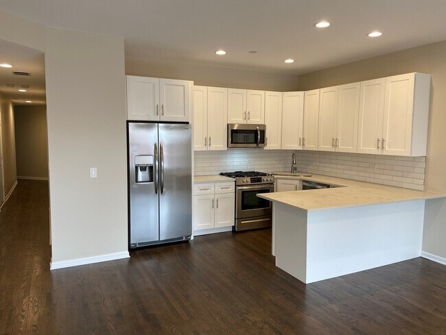 Photo - 1837 W North Ave Unit 3