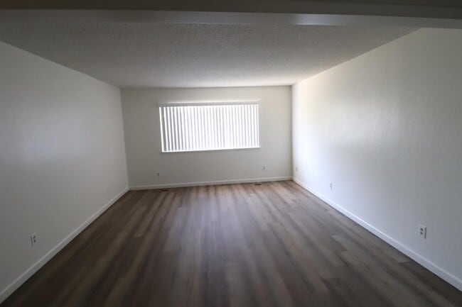 Photo - 6347 N Laureen Ave