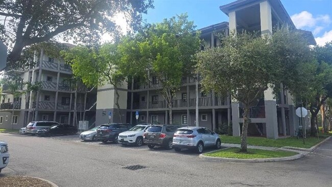 Building Photo - 2851 Riverside Dr Unit 107 Rental