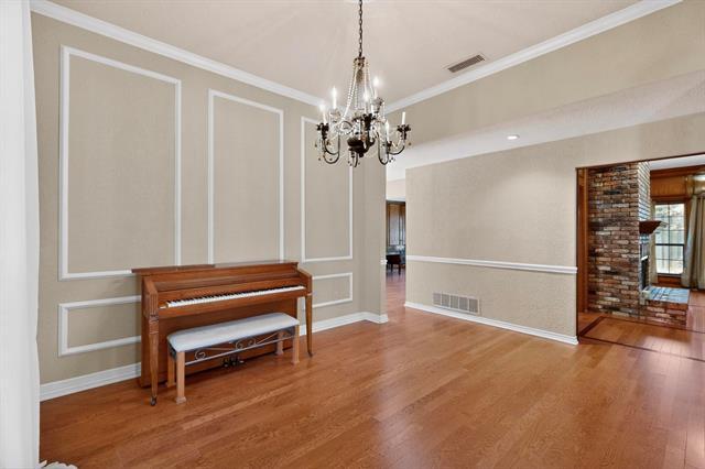 Photo - 1505 Boundbrook Ln