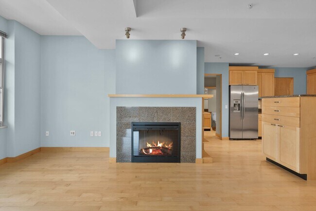 Photo - 309 W Washington Ave Unit 601