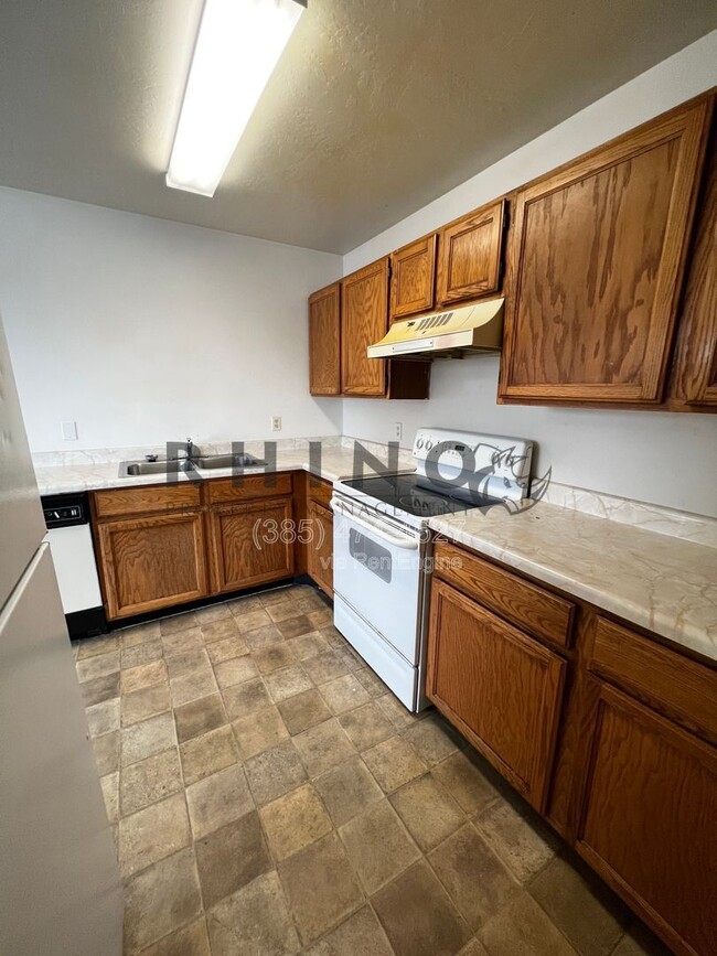 Photo - 4866 W 4780 S Unit 11