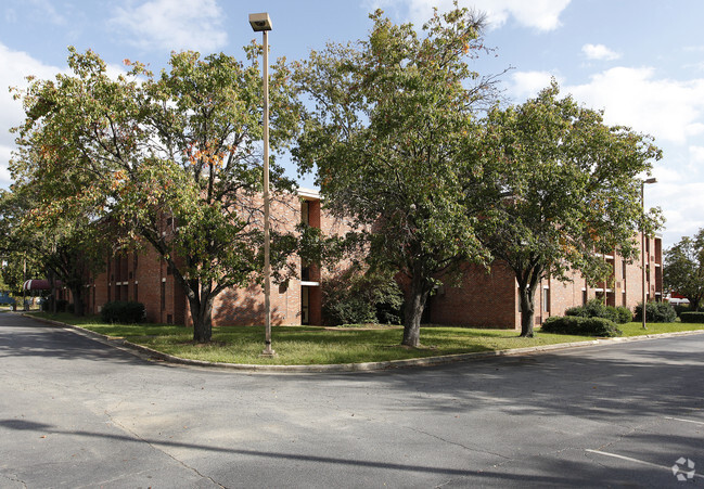 Building Photo - Columbus Gardens Rental