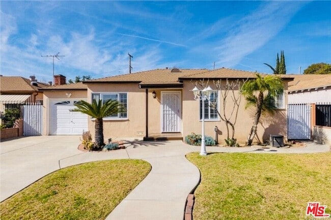 Photo - 3653 Chariette Ave Casa