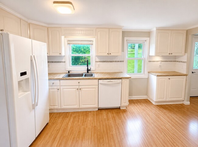 Photo - 226 Emily St Unit A