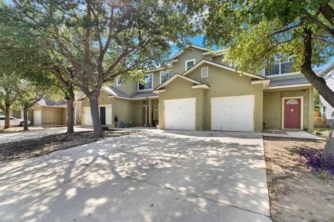 Building Photo - 7807 Kingsbury Wood Rental