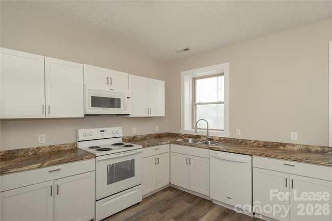 Photo - 212 S Broad St