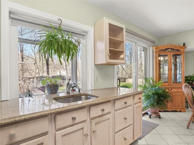 Photo - 290 Salem Rd