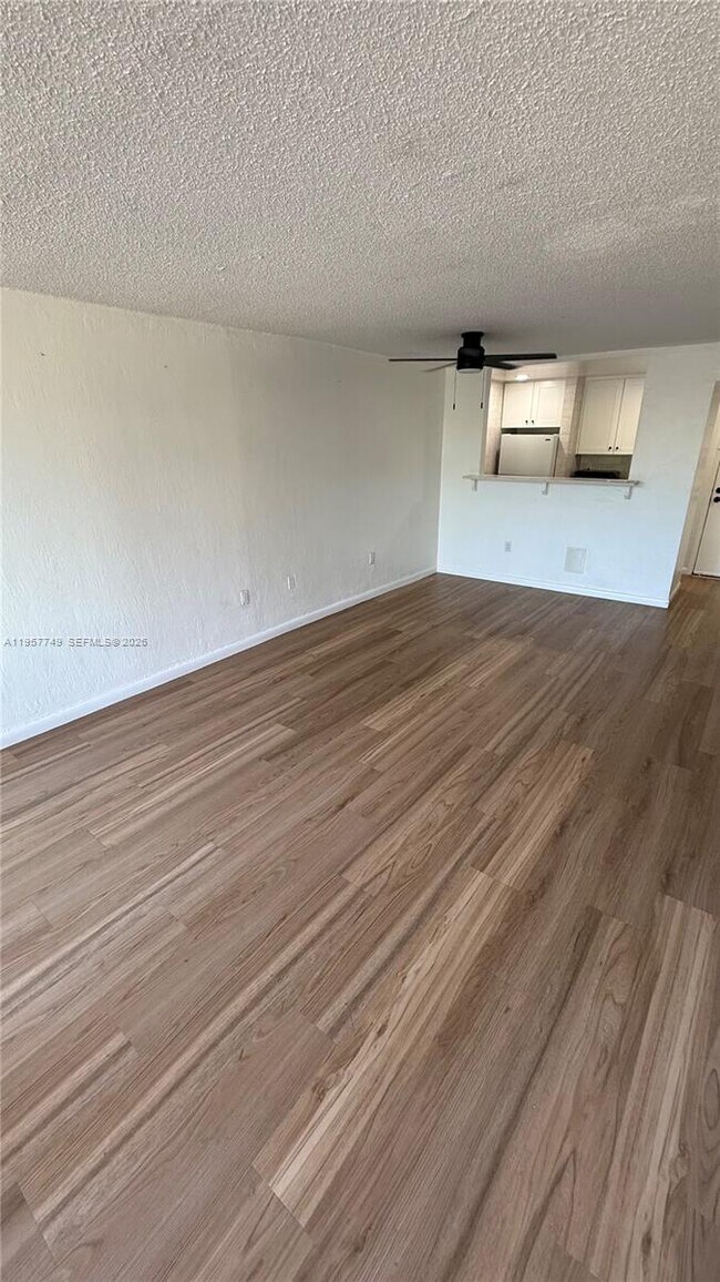 Photo - 10400 SW 108th Ave Unit A202