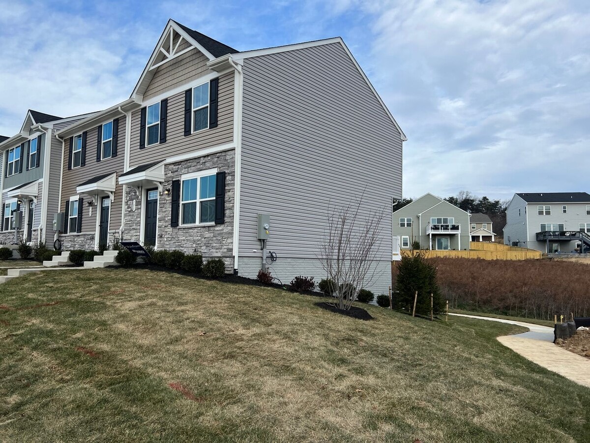 Photo - Ryan Built Newer Townhome End Unit
