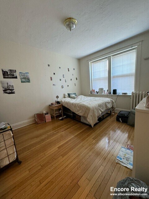 Photo - 12 Alton Pl Unit 2