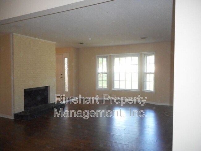 Photo - 290 Ratterree Circle