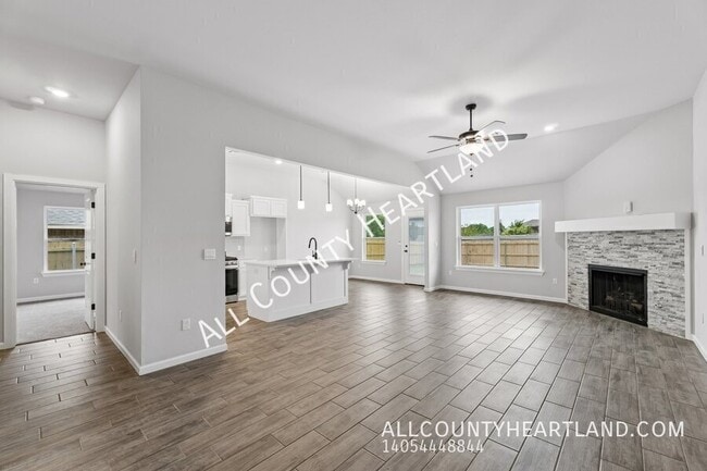 Photo - 1017 Redwood Creek Dr