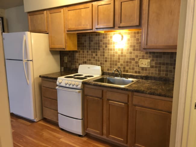 Photo - 429 E Broadway St Unit #6