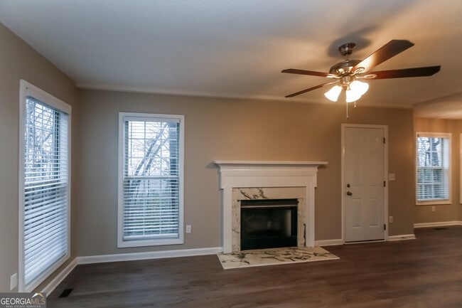 Photo - 30 Mountain Trail Ct SW