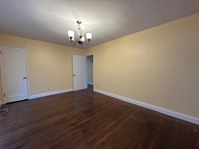 Photo - Lovely 3 Bed, 1 Bath, Home in Berkeley, with Hardwood Floors