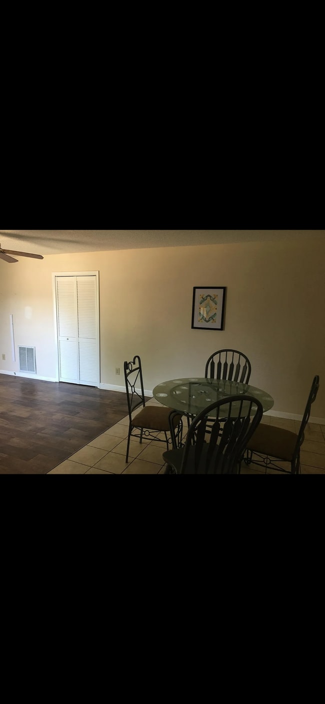 Photo - 4302 Clayrest Dr NW