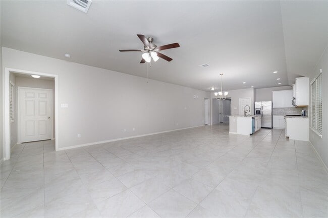 Photo - 24422 Skytrail Dr