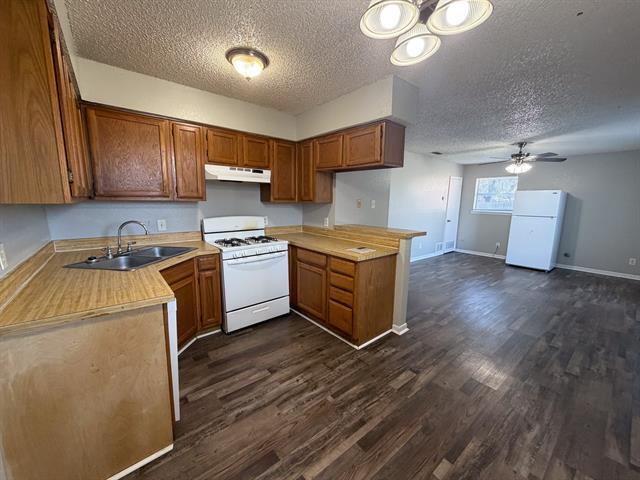 Photo - 604 Walter Stephenson Rd Unit B