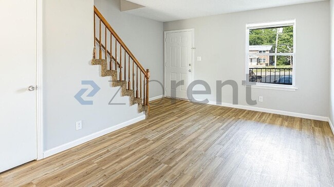 Photo - Unit APT B