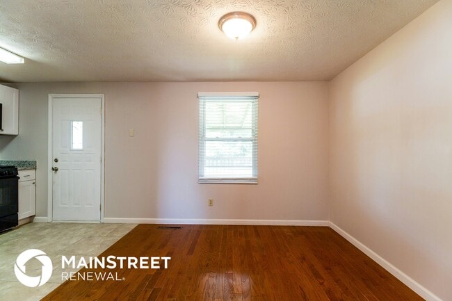 Photo - 4018 Breathitt Pl