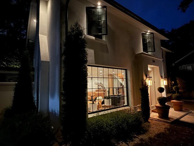 Photo - 204 Datura Dr