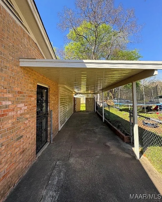 Photo - 707 Golden Gate Dr