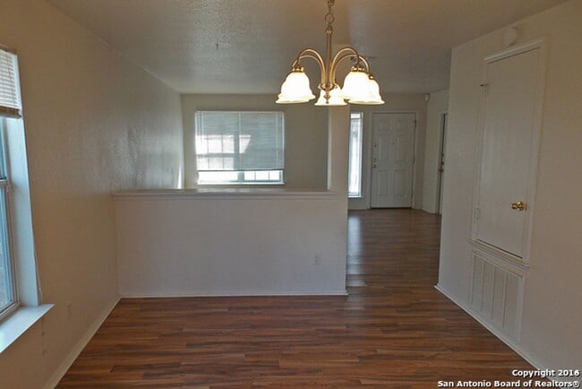 Photo - 3 Bedroom/2 Bath Meadow Brook Subdivision