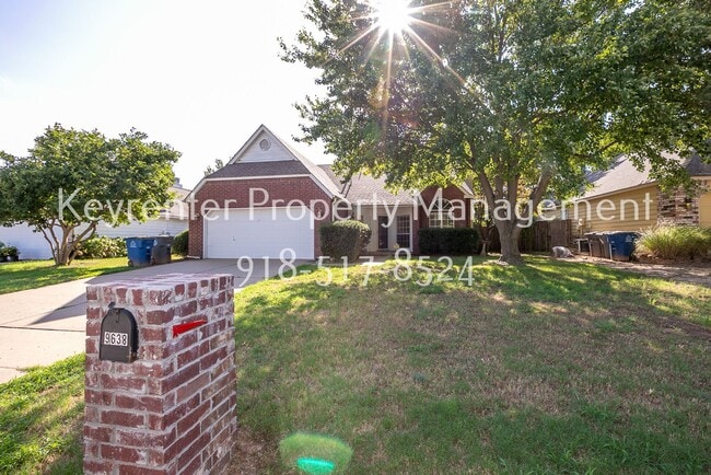 Photo - Charming 3 bedroom home with cozy fireplace and 2 car garage!! Price drop!