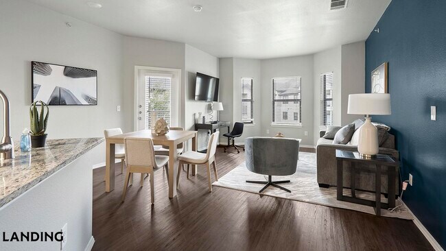 Photo - 11139 Culebra Rd Unidad 4303