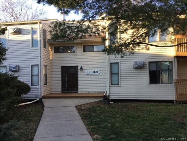 Building Photo - 157 Woodland Dr Unit 157