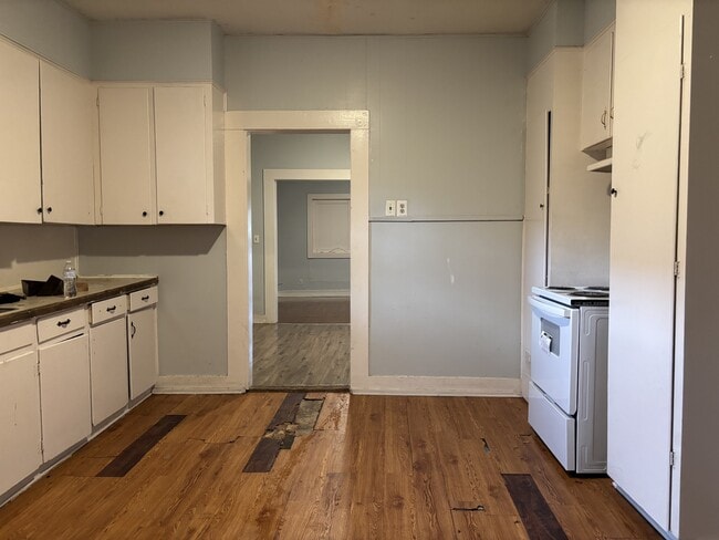 Photo - 802 S 3rd St
