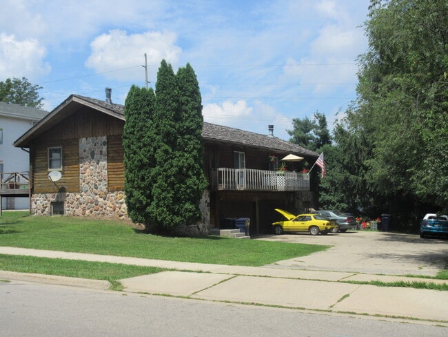 Building Photo - 313 Unit 3113