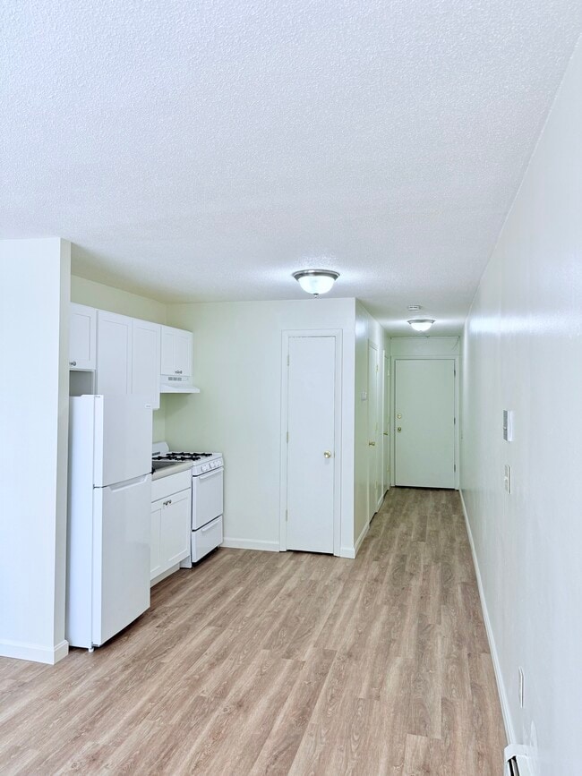 Photo - East Bay Apartments