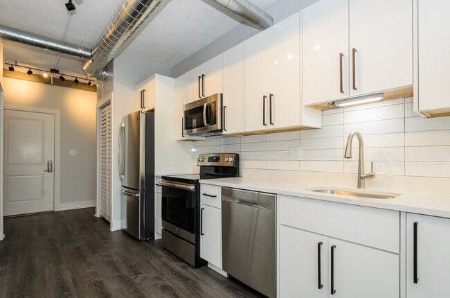Photo - 7645 N Sheridan Rd Unit 416