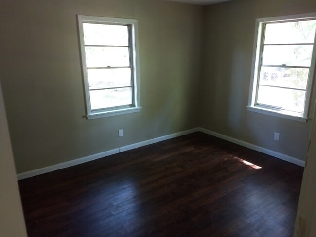 Photo - 313 Hickory St