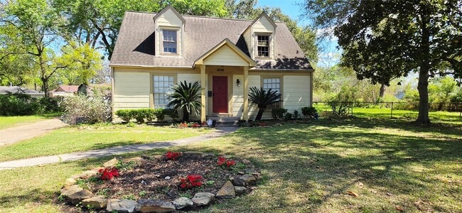 Photo - 8548 Findlay St