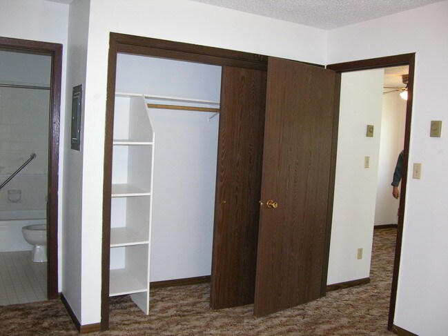 Meadows Apartments