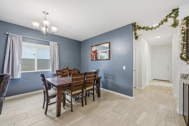 Photo - 21359 W Alvarado Rd