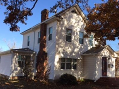 Photo - 319 E Thatcher St