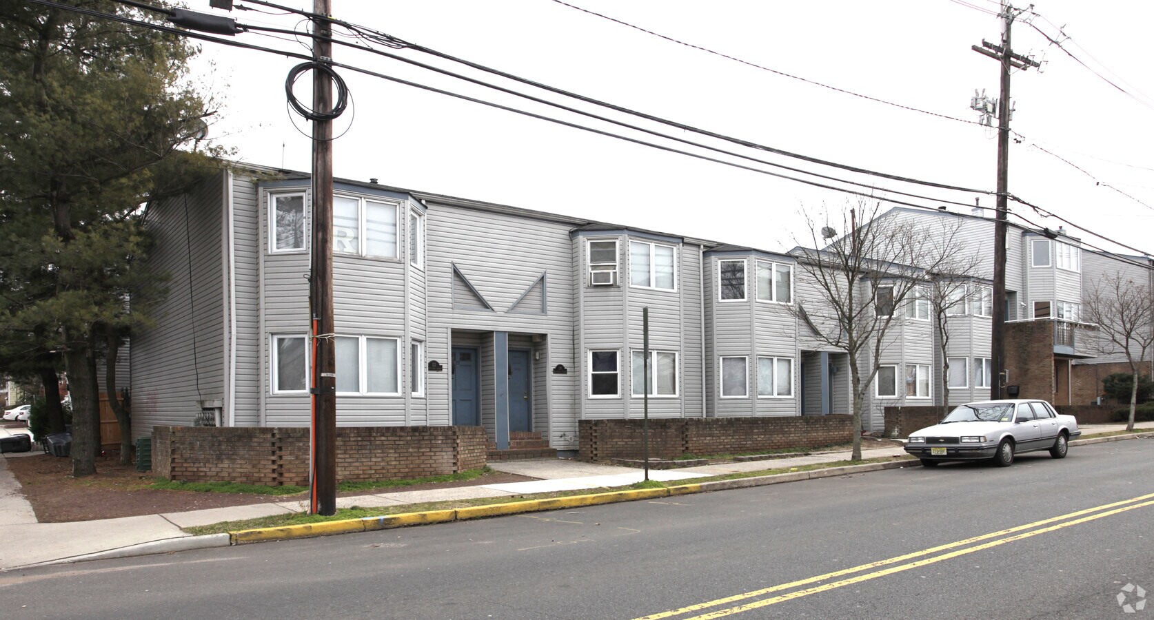 Photo - 24-28 Courtland St Apartments