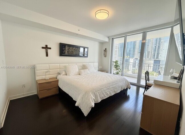 Photo - 801 Brickell Key Blvd Unit 1704