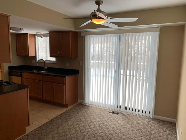 Photo - 1818 Whitney Dr