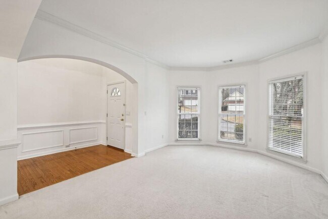 Photo - 4133 Divot Way