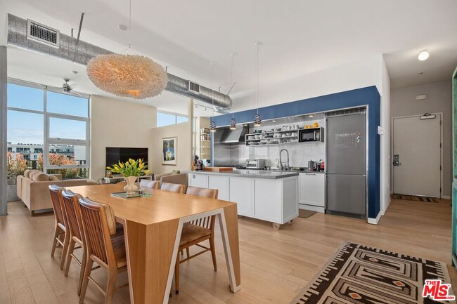 Photo - 4080 Glencoe Ave Unidad 420