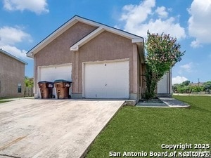 Building Photo - 5827 Golf Rental