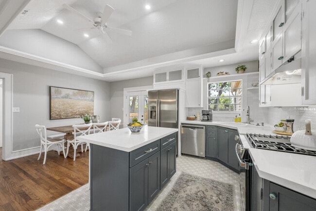 Photo - 728 Meadow Ln Unidad ID1093291P